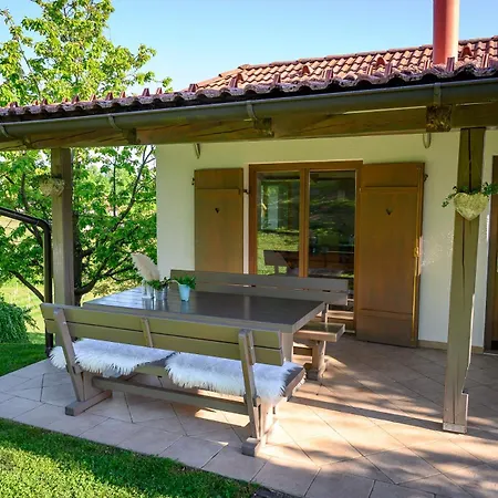 Vineyard Klemencic Apartma *